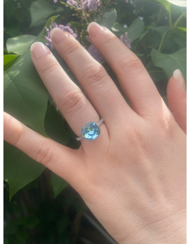 Blue crystal