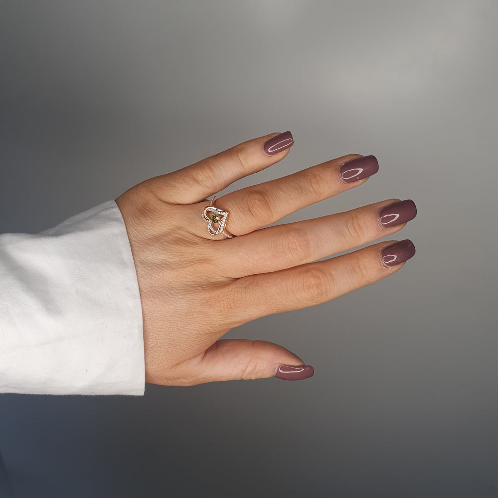 Green heart stone ring