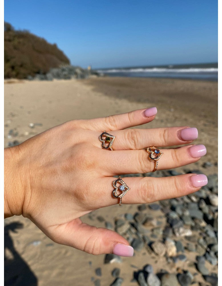Diamond heart stone ring