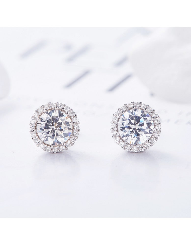 Round diamond earrings